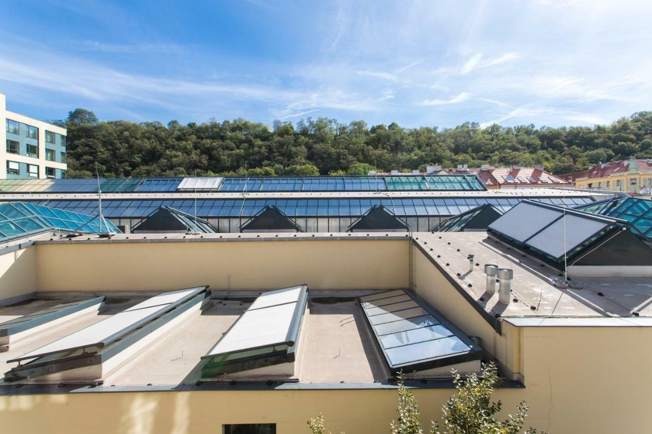 Cozy Studio With Parking Near City Center Prague Ngoại thất bức ảnh